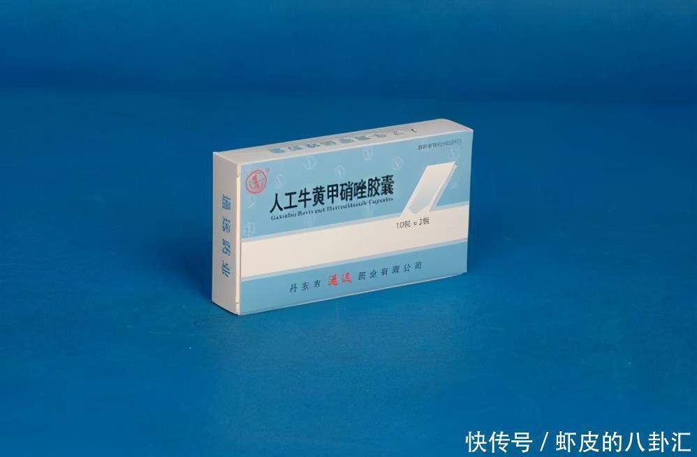 养花|这“6种”过期药片不要扔,磨成粉兑点水浇盆里,花卉呼呼长