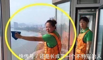 玻璃|家里玻璃不要再天天擦了，老保姆教你一招，一年不擦也很干净