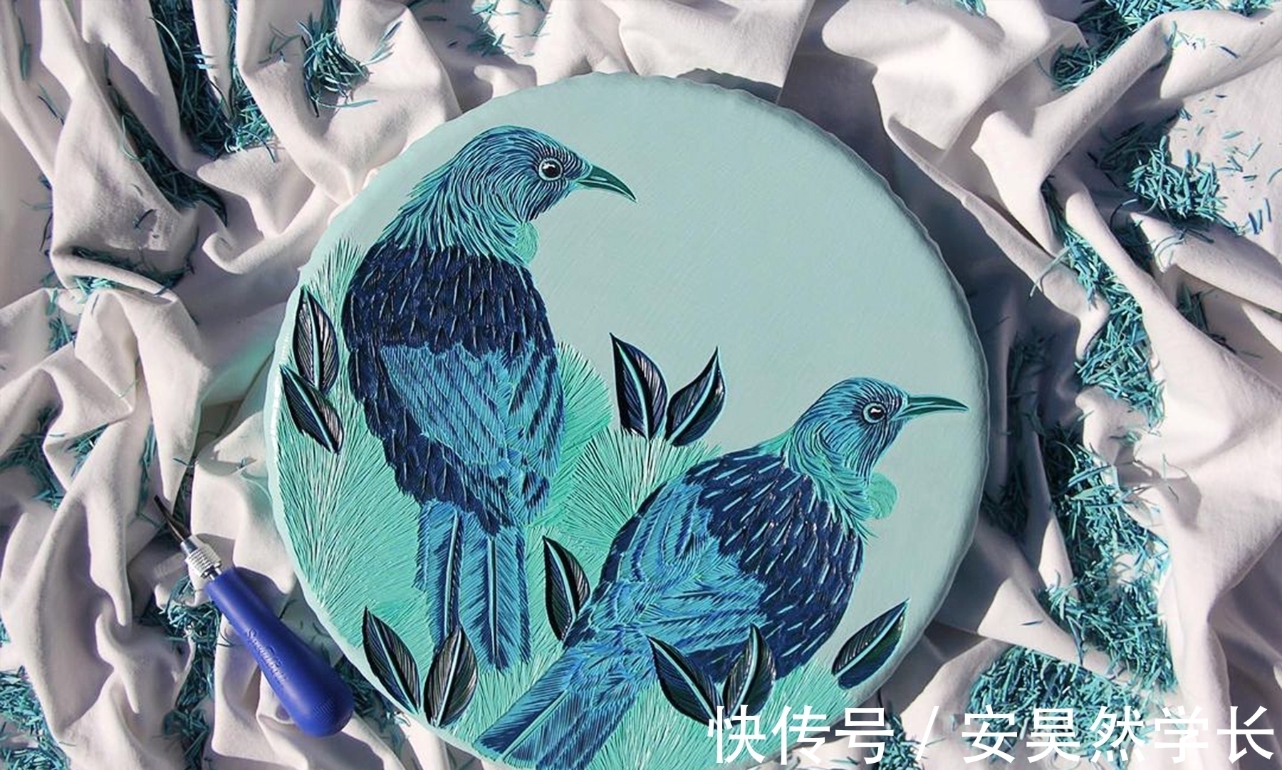 冲浪板@80层颜料之下的故事:时光雕刻者,与刀刃为伴的漆雕艺术家