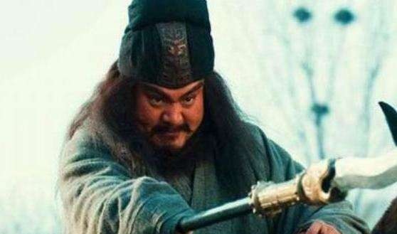 武安国|细数三国时期的10大重型兵器,青龙偃月刀排第三,丈八蛇矛第六