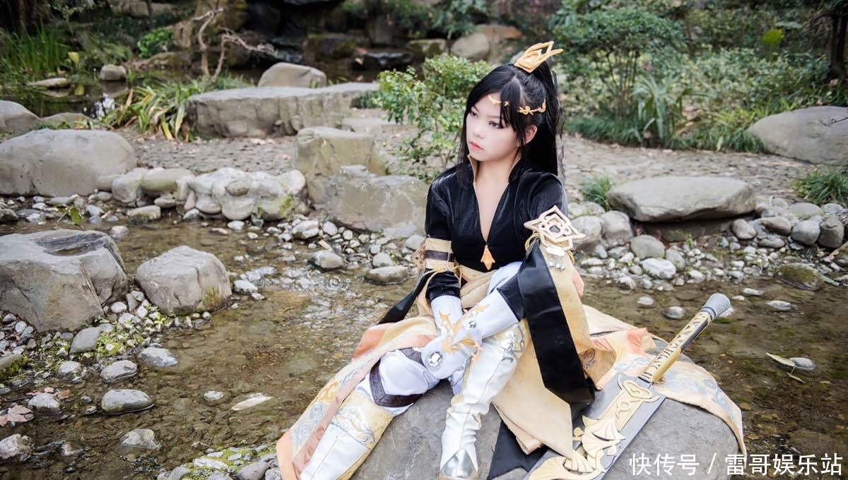 剑网叁秦风二少cosplay