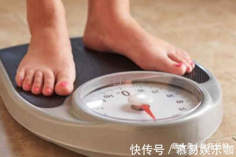 身材|“最美孕妇”走红,宫口开到二指在产房跳舞催生,身材好到不像话