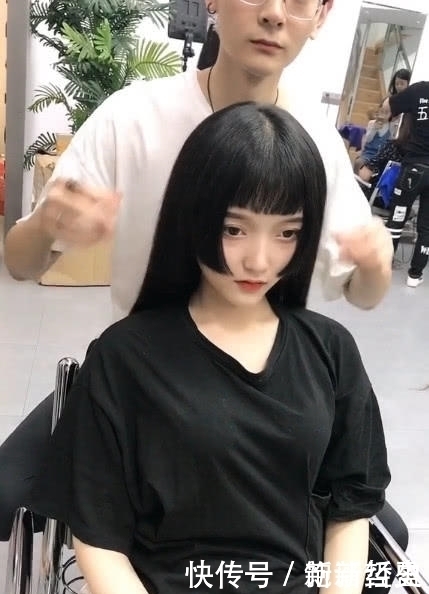 发型|发型拯救一张脸,本来女孩一脸呆滞,剪完二次元流海秒变小仙女