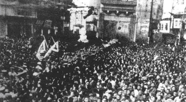 投降|盘点1945年日本投降时，世界人民如何表达胜利的喜悦