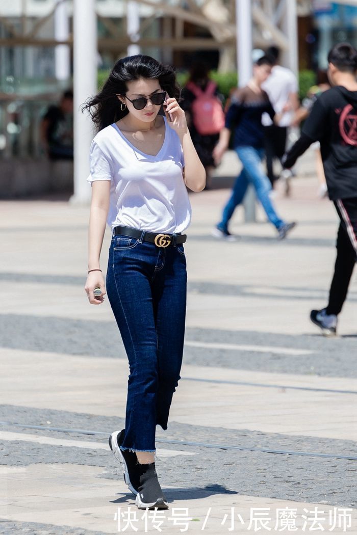 活力|青春又靓丽的打底裤小姐姐穿出活力气质,将完美身材展露无遗