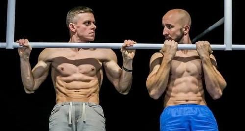 肱二头肌|关于正手vs反手引体向上，该怎么选择的问题，都有哪些肌肉参与？