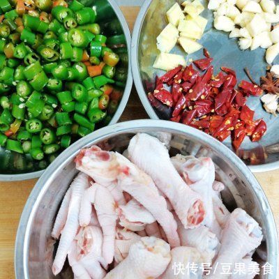 三奈|香辣凤爪做的对，脆嫩满足又美味