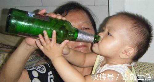 抢救|5岁男孩最终没能抢救回来,这些低趣味“逗娃”方式,家长要拒绝