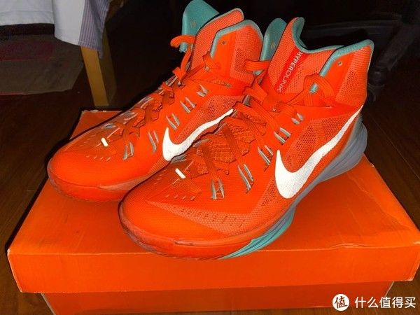 nike 柜子翻出老鞋Nike Hyperdunk 2014