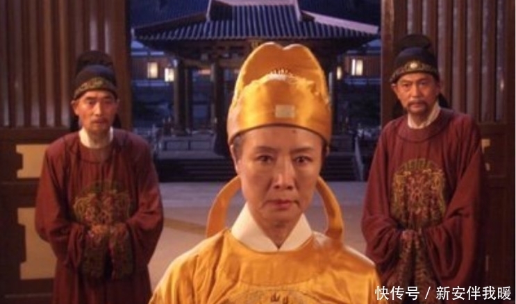 武则天|宰相写“青鹅”二字却被斩杀，大臣们不解，武则天：把字分开读