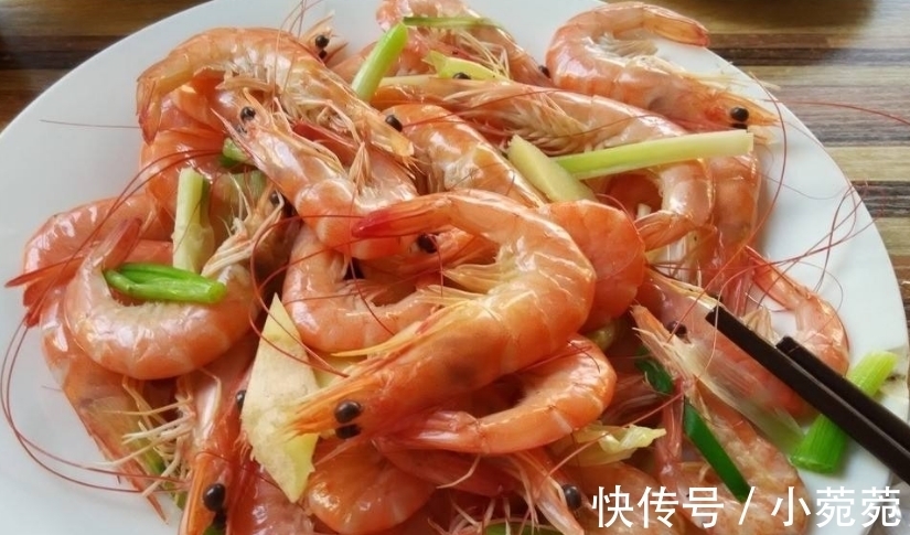 吃起来|煮虾，万万不可省略的一步，不然又腥又不好吃，很多人不懂