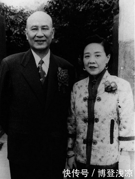 下属|白崇禧与妻子两地分居，下属将未婚妻相赠生一子，大家闺秀这么办