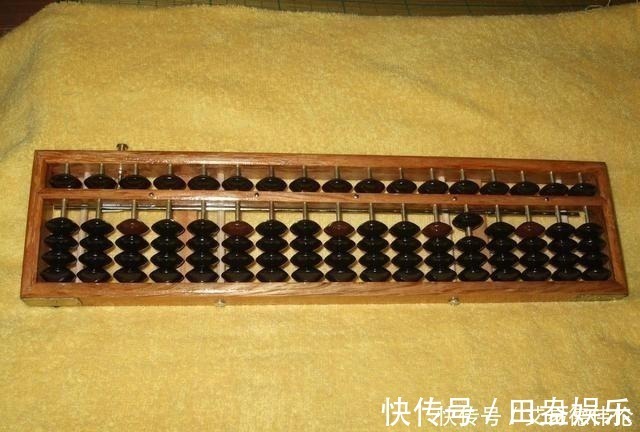 余曰|齐白石画一幅算盘,为何起名为《发财图》,画中藏有深深的道理