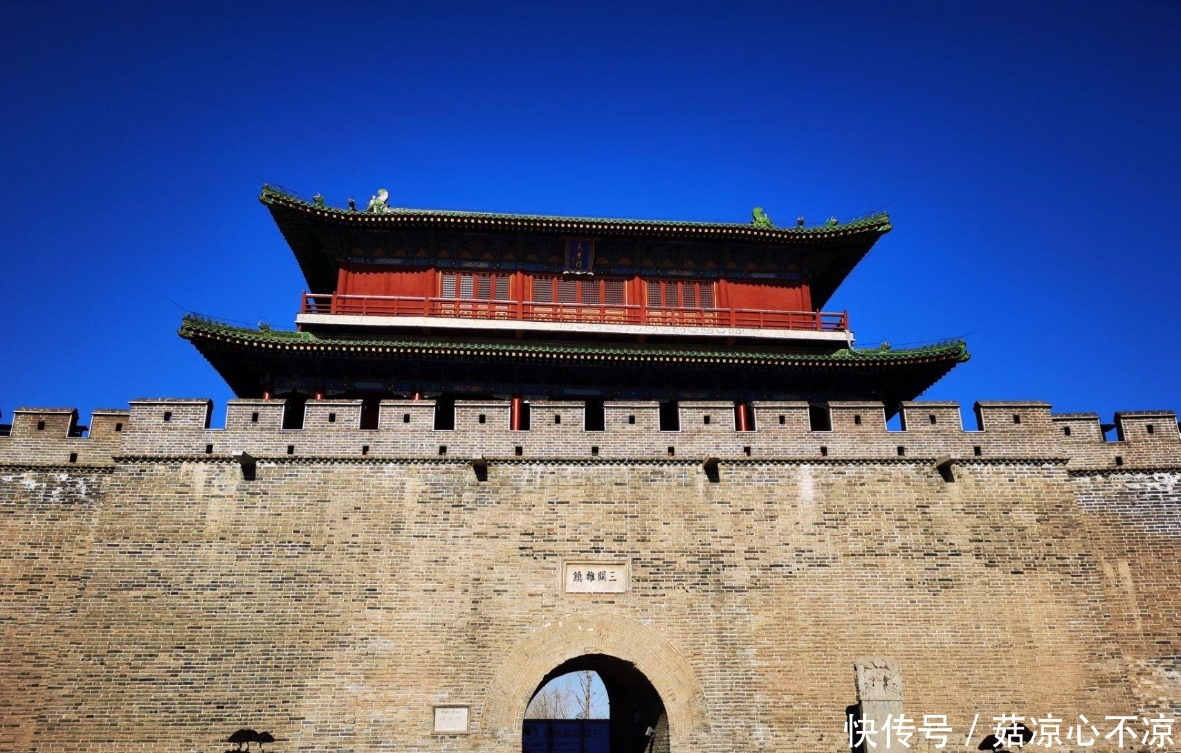 坐落于古城中的千年古寺，探寻庄重的历史