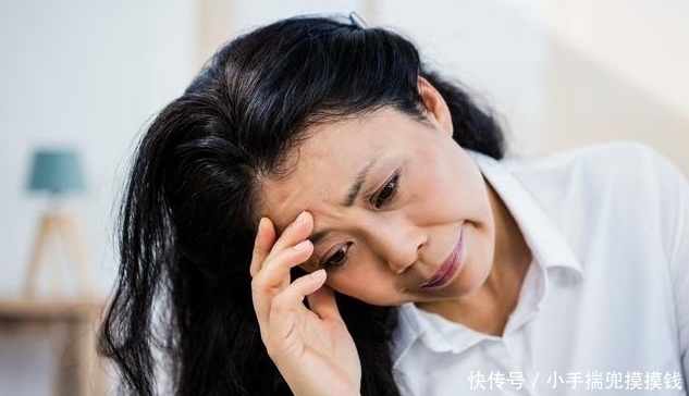 50岁女人的噩梦:72岁父亲三次手术,拖垮了