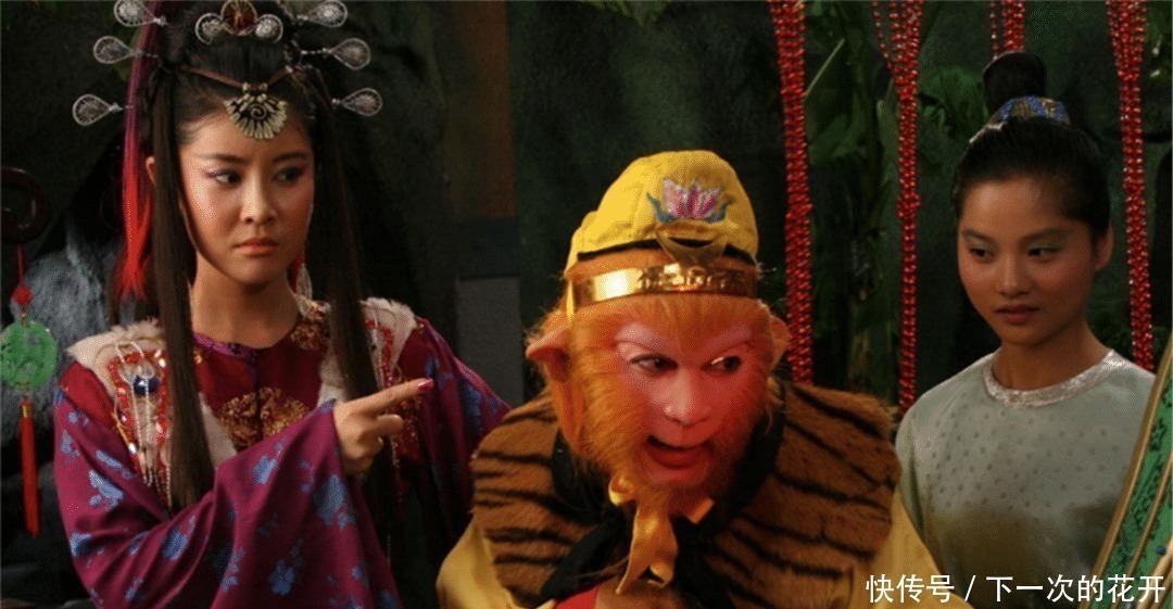 孙悟空@太上老君实力强悍,为何纵容孙悟空踢倒炼丹炉你看看谁在火焰山!