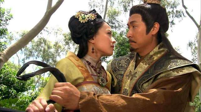 儿子|朱元璋为啥不传位给儿子史学家不是孙子亲,是你也不传