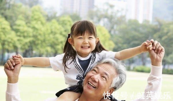 宝妈|三类老人带出的孩子,聪明又独立,宝爸宝妈不一定比得了!