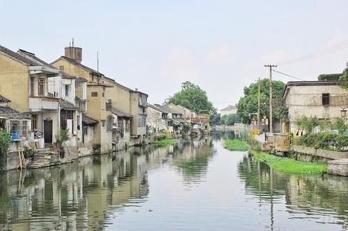 浙江南浔富人，为娶富家小姐，修建一百间楼，佣人一人住一间