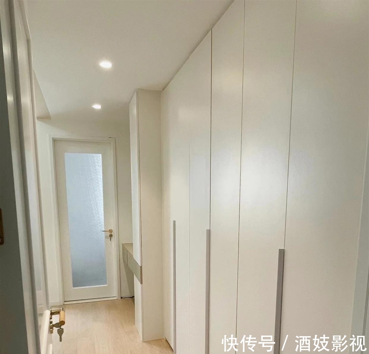 装饰画|他们家81㎡，用原木+现代简约，打造成日式混搭风，平淡又温馨