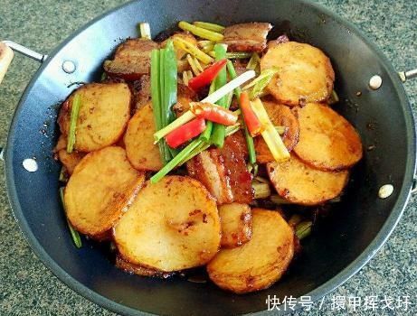 芋头|夏天正当季的碱性蔬菜,3块钱一斤不贵,润肠通便,比芋头还好吃