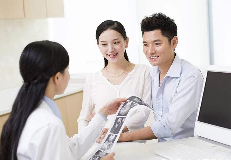 剖腹产需不需要提前住院？还是当天才去？