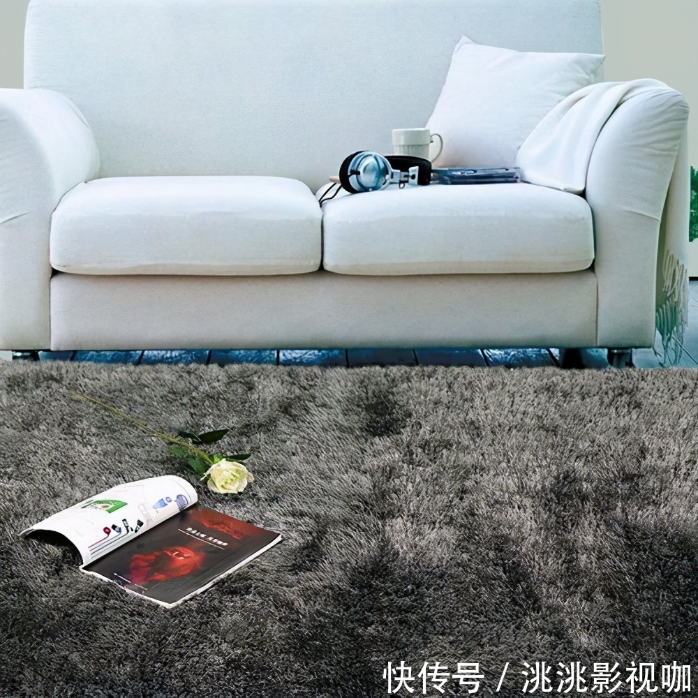 布置|越来越多人客厅不买茶几了，这样布置，好看实用又省空间