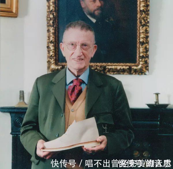 德训鞋 高质量男性如何选鞋?若是不想盲目跟风,劝你少穿AJ和Yeezy