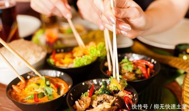 免费送|到餐馆吃饭,上菜前免费送一碟小菜,为啥呢其实都是店家的套路