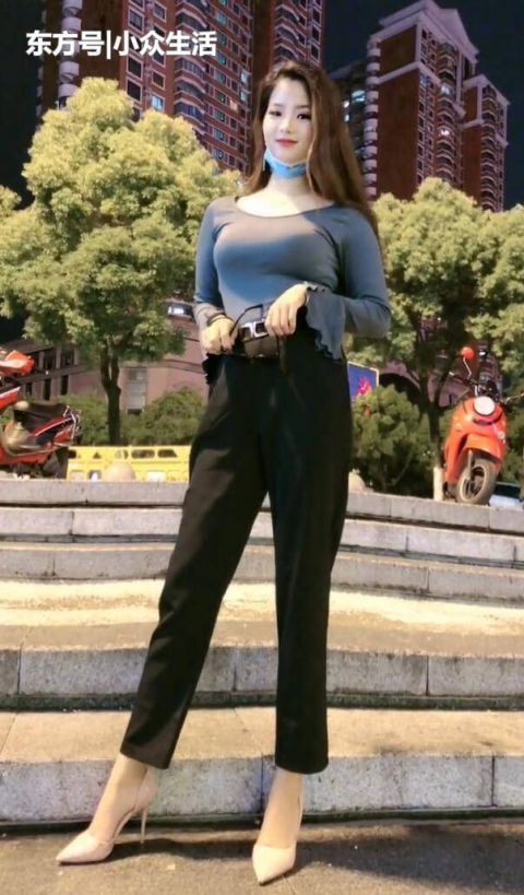 阔腿|街拍微胖妹子就该穿这样的阔腿裤,美范十足