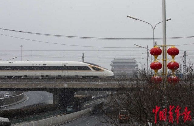 冒雪|北京迎来2022年第一场雪