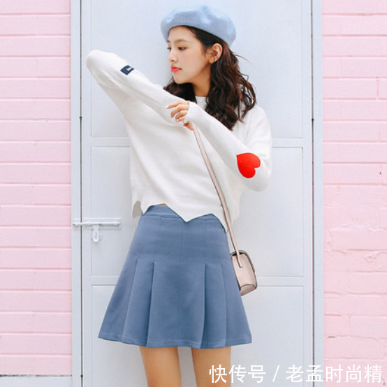 角度看 毛衣配短裙,填补秋冬记忆空白格