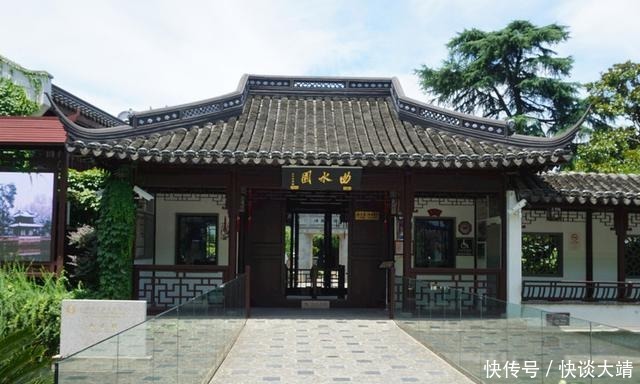 老年|上海有一座玲珑古典园林,为上海市四星级公园,依山傍水美景天成