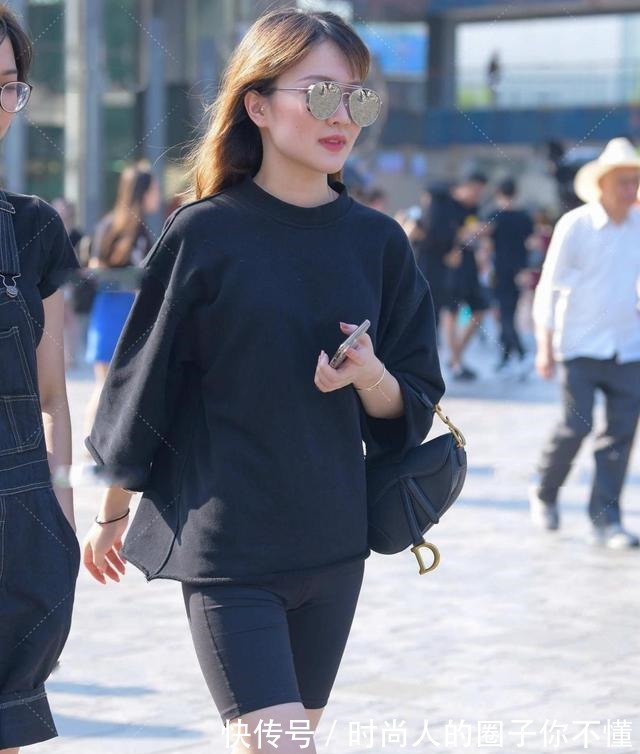 t恤 五分运动休闲裤不显腿短,搭配得当,显黄金比例!