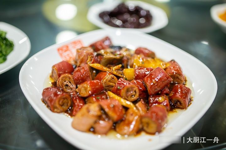 厨师冒着被开除风险，公开饭店“最脏的5道菜”，看完后别再点了