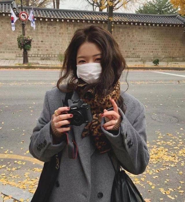 卷发棒 在家就能打造明星同款发型!新手卷发棒使用技巧,简单改变发型!