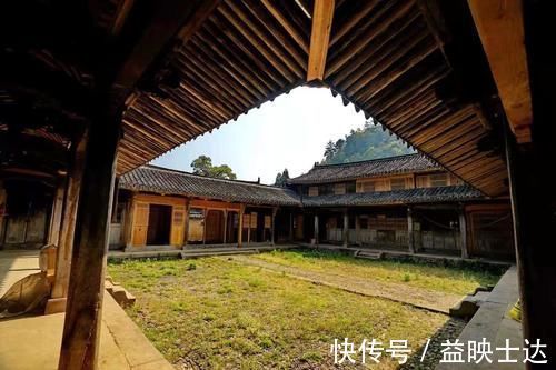 浙南|浙南边陲“文武双全”的古村，有着近800年的历史，却少有游客