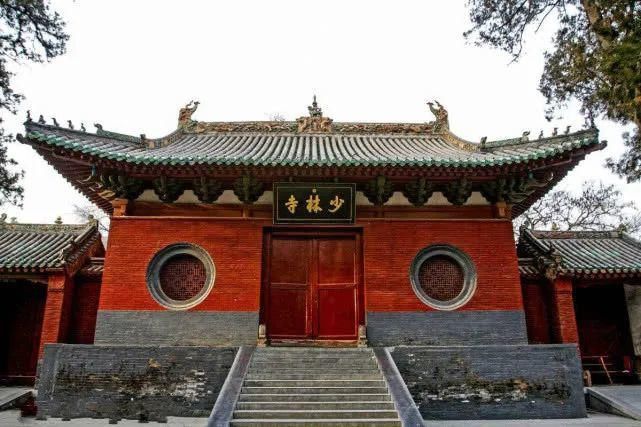 少林寺|中国以旅游景点著称的10大“千年古寺”，你都去过了吗？