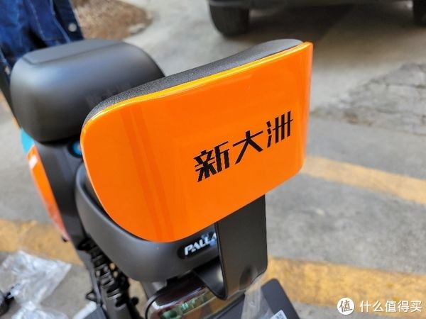 钢化膜|新大洲k15详细开箱并加装配件和哈啰智能芯