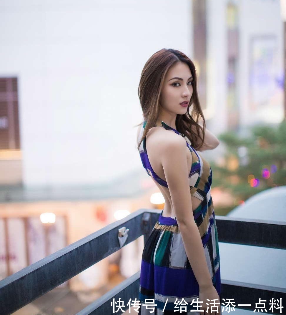 时尚|时尚的露肩开背连衣裙舒适体贴,做温柔女人