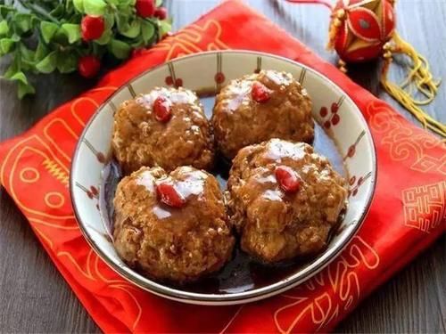 堪称东北年夜饭上的“钉子户”，这4款美食，会让你眼界大开