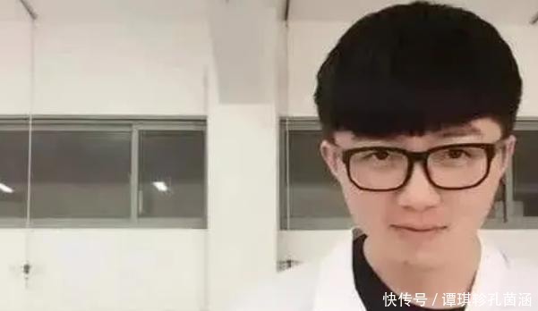 著名|这位著名男星被官方提拔为女团导师,他经常花很多钱租别墅