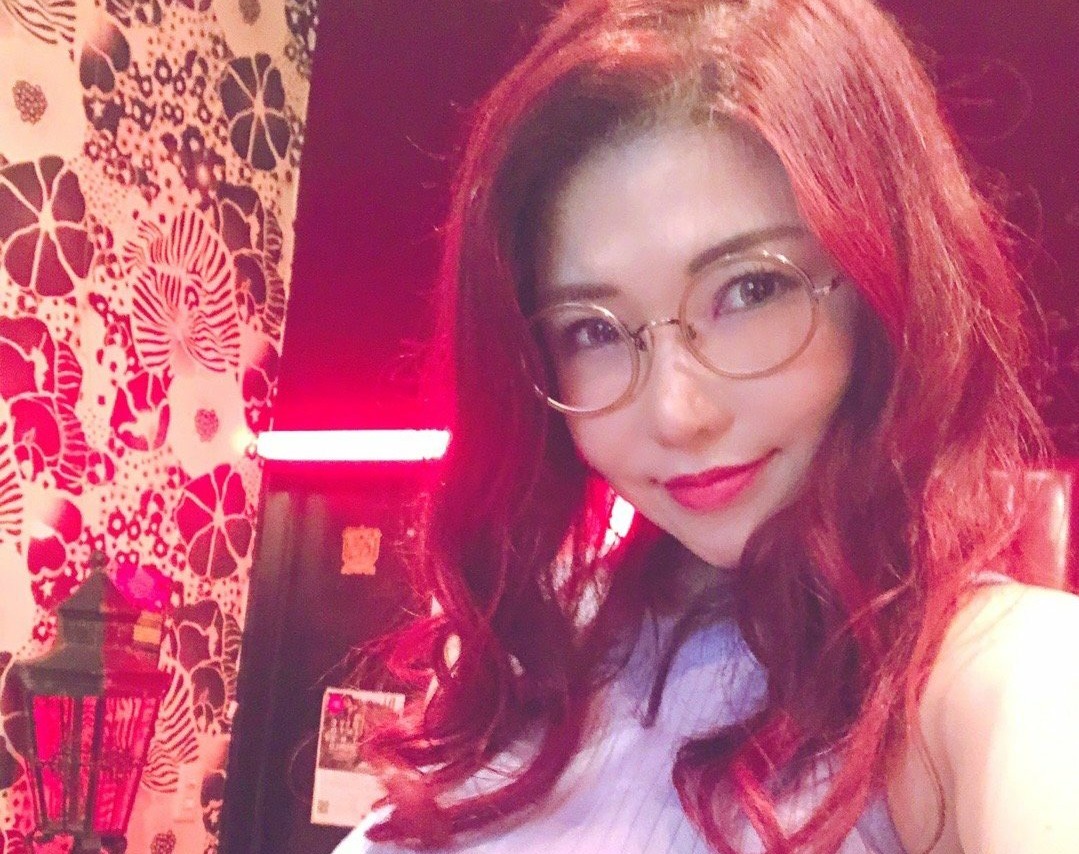 日本宅男女神冲田杏梨，如今苦学中文，只求让中国粉丝粉丝更开心_【快资讯】