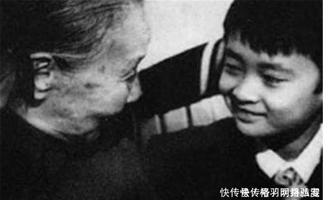 冰心死后，孙子在她墓碑上写下“教子无方，枉为人表”结局怎样？