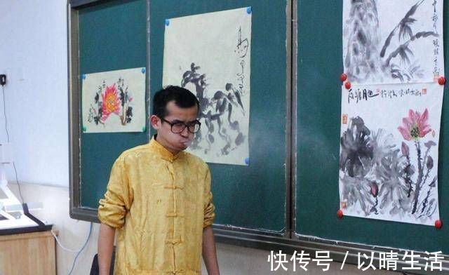 画画#他用舌头画画,看到舌头后,网友大呼:不敢看