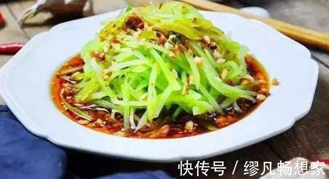 小炒鸡腿肉|美食推荐家常小炒肉，椒油炝拌莴笋，干煸花菜，小炒鸡腿肉