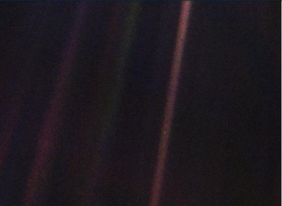 一起来欣赏由NASA拍摄的多张关于地球的美照