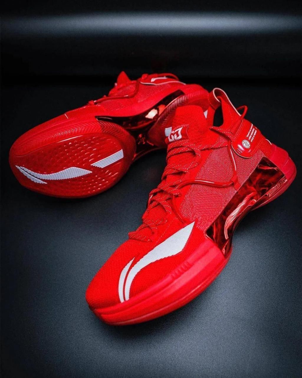 CJ1代终于曝光？球员上脚玫瑰城配色，外形好评，签名鞋还是驭帅15？