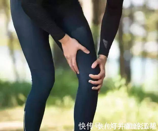 片面|跑步伤膝盖那老人日常走路健身习惯也会么