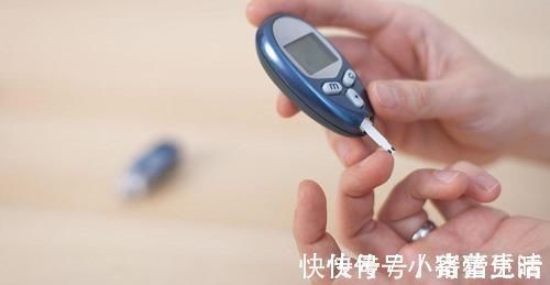 糖尿病人|自己测量血糖的中老年人，要注意这4个事项，不然会影响准确性